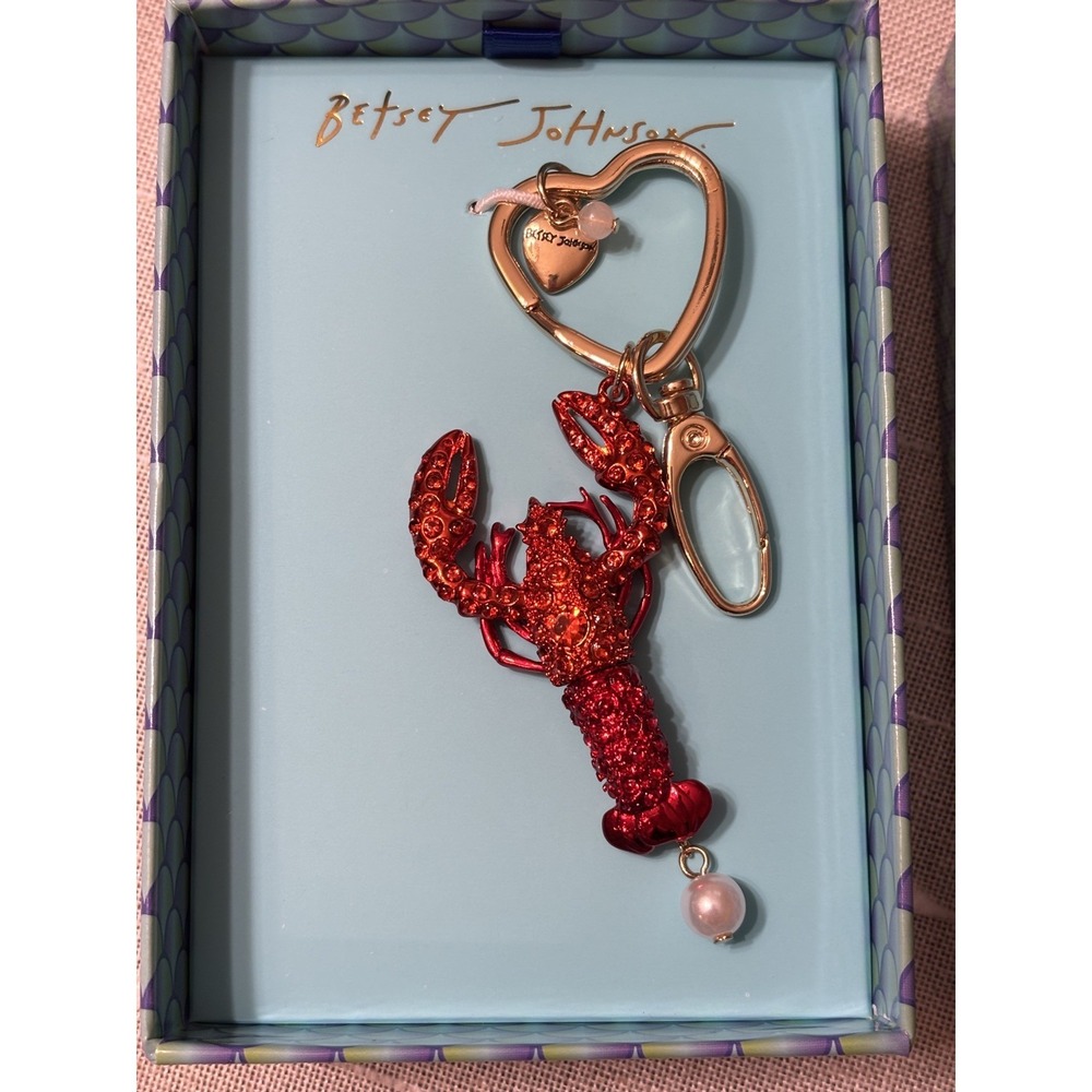 NEW!! Beautiful Betsey Johnson Lobster Key Fob Hand Bag Charm Fun Crystal Pearl